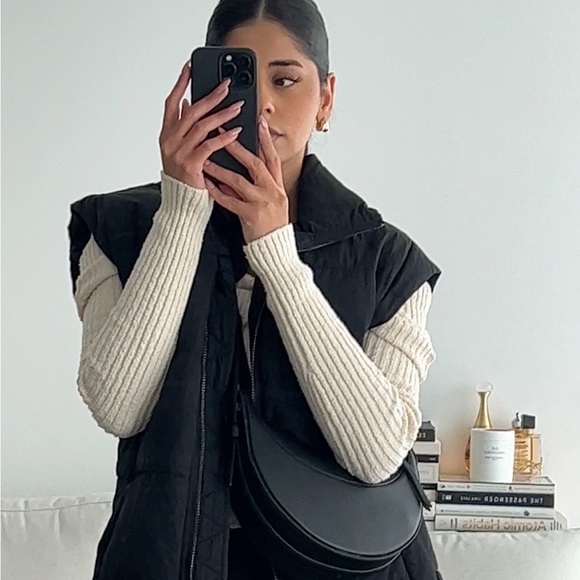 REVOLVE Sweater - Picture 4 of 4